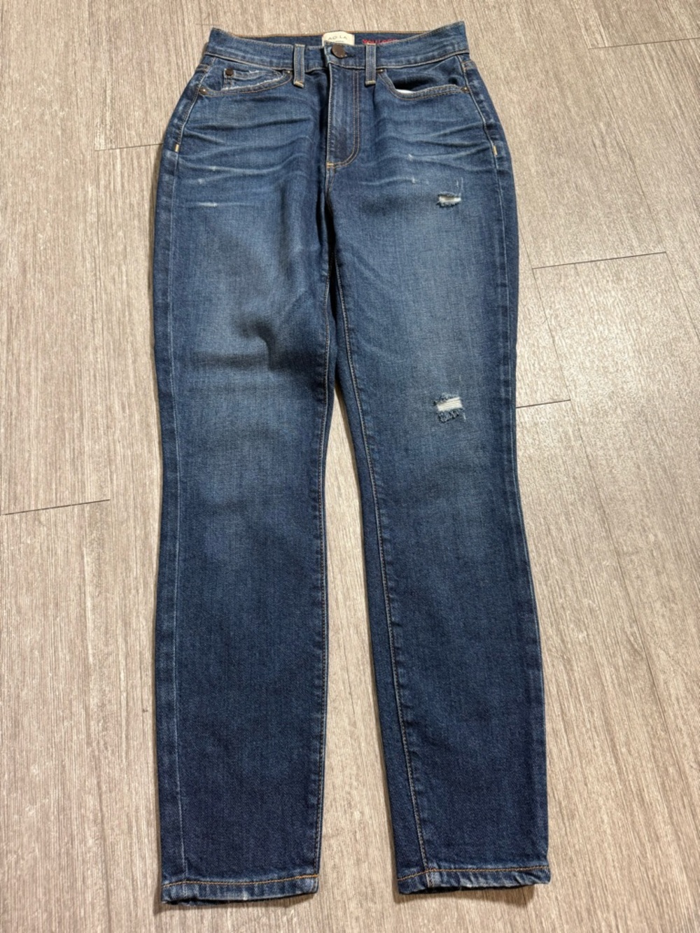 AO.LA Los Angeles Distressed Straight Leg Jean Wash High Rise Comfort Stretch 29